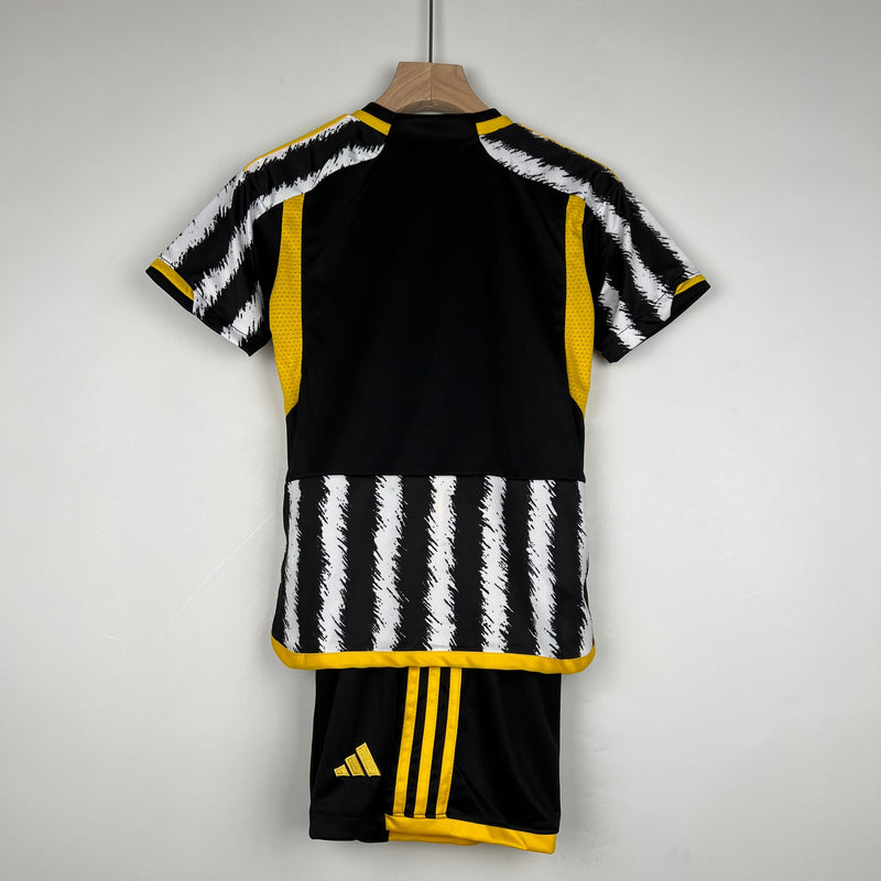 JUVENTUS I 23/24 CONJUNTO INFANTIL